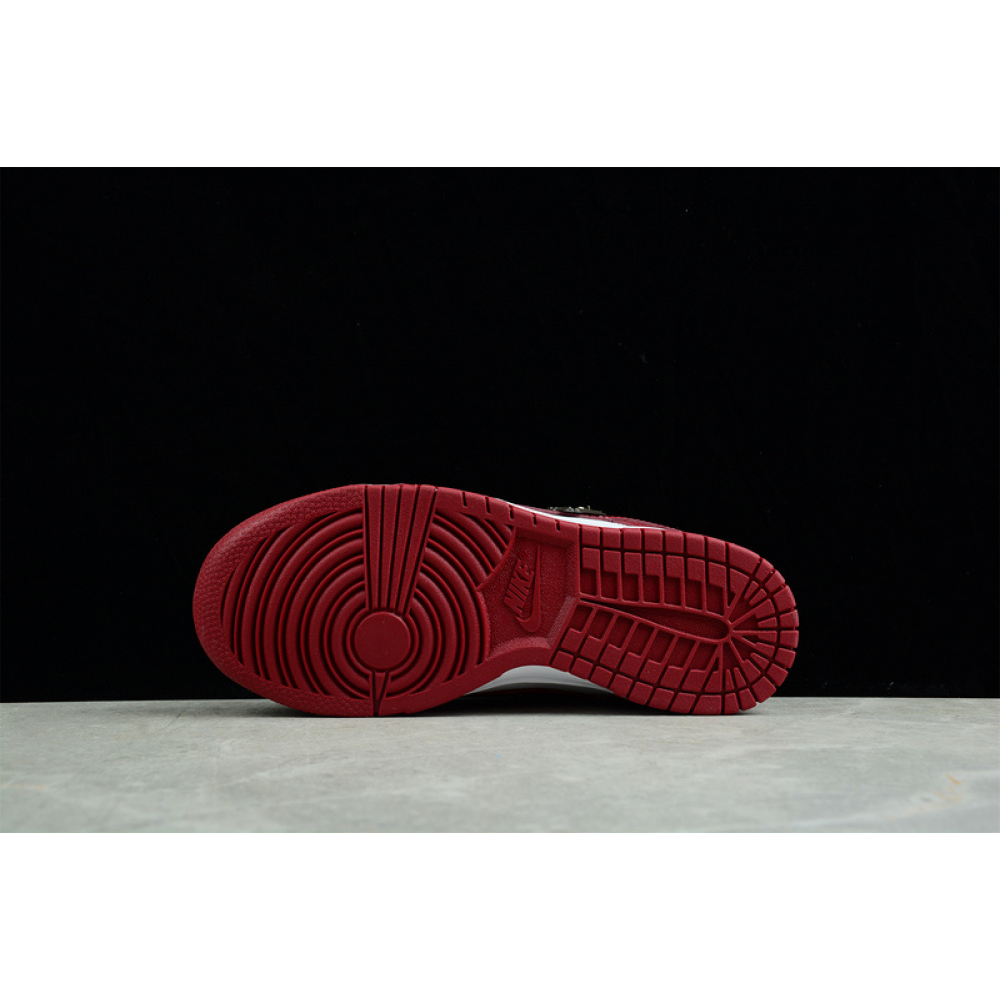 SB DUNK LOW TEAM RED