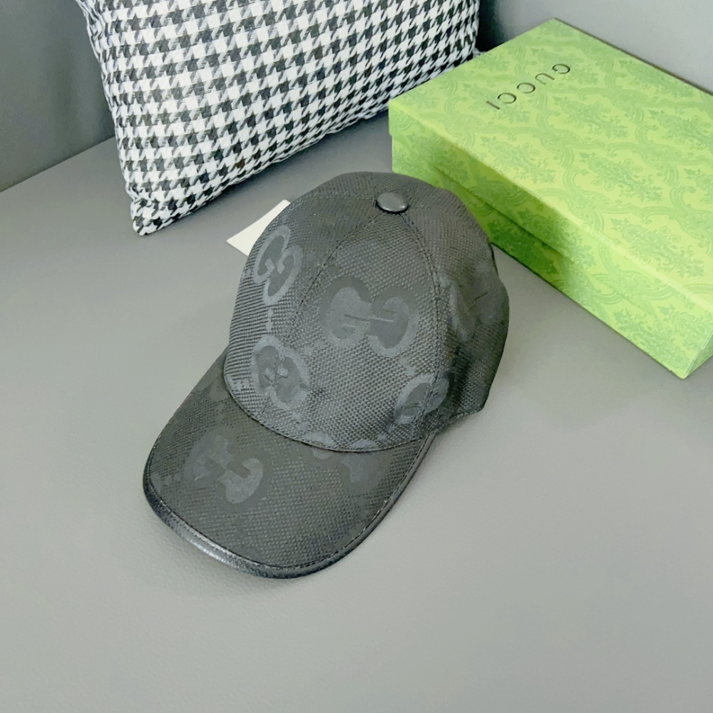 Boné Gucci Jumbo GG Preto