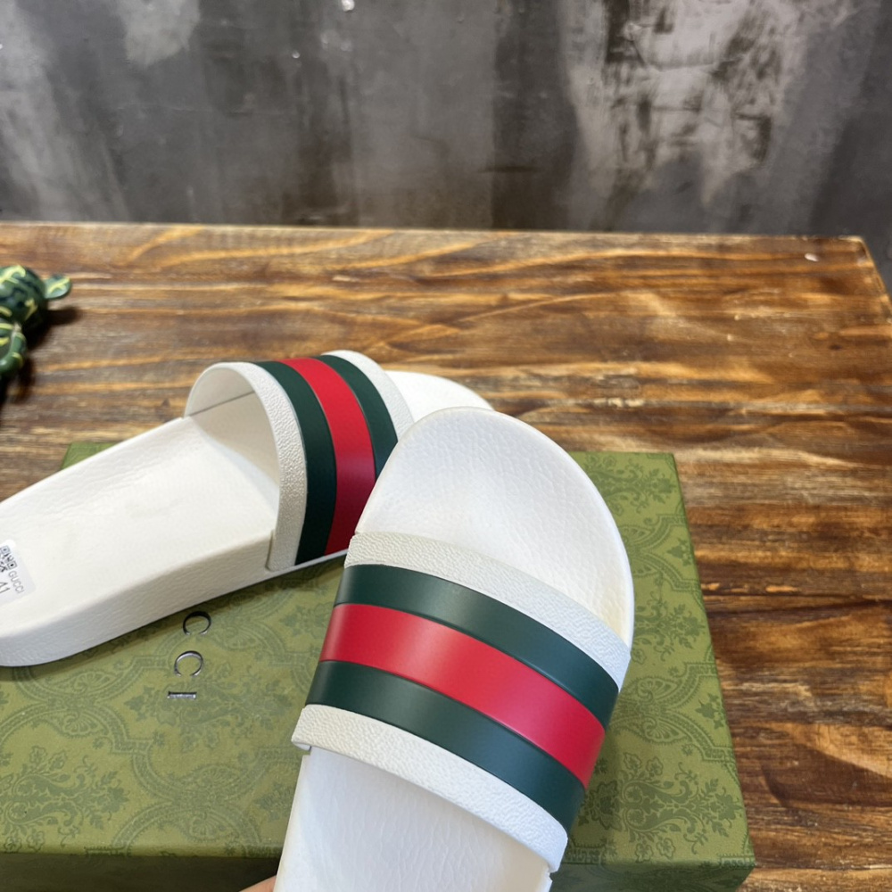 Gucci Slide Clássica Branca