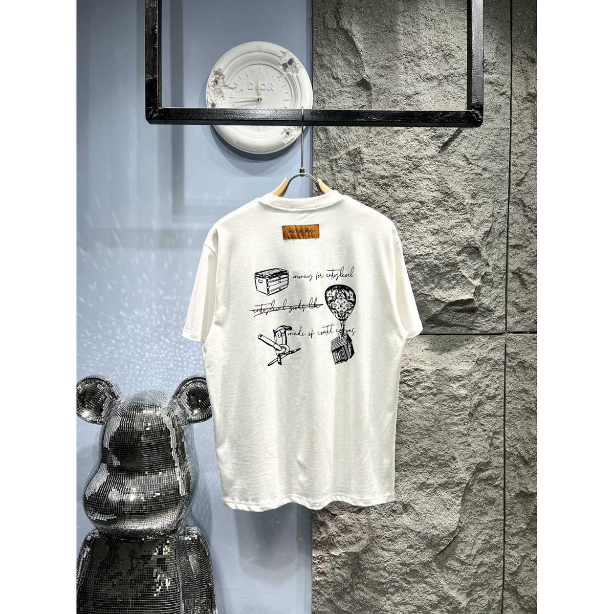 Camiseta de Algodão Louis Vuitton Logo em 3D Branca