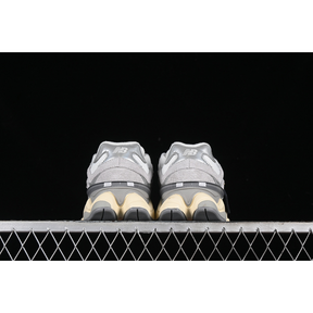 NEW BALANCE 9060 LIGHT GREY/WHITE