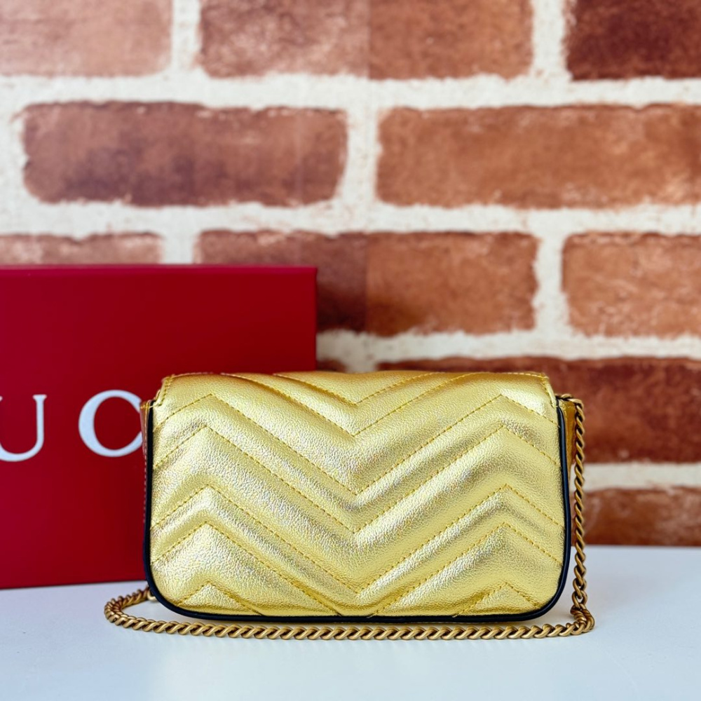 Bolsa Gucci GG Marmont Couro Dourado Super Mini/Média/Grande