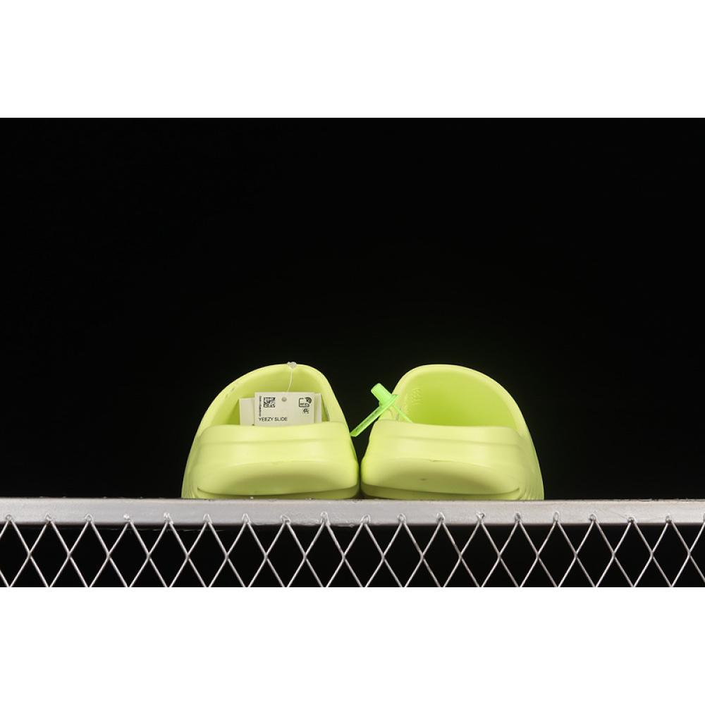 YEEZY SLIDE GLOW GREEN