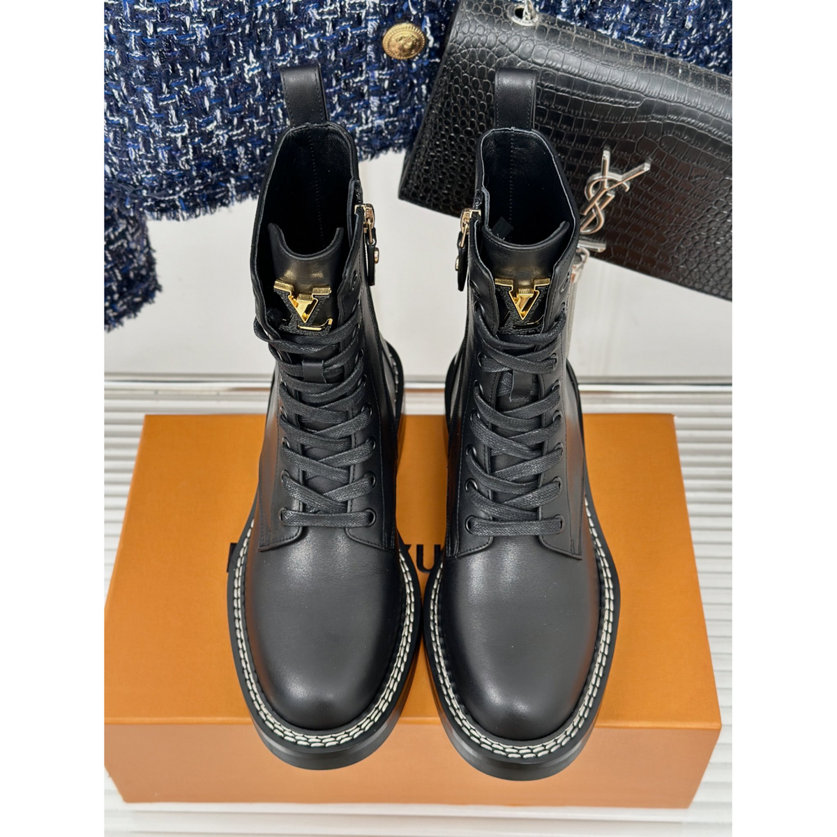 Bota Coturno Louis Vuitton