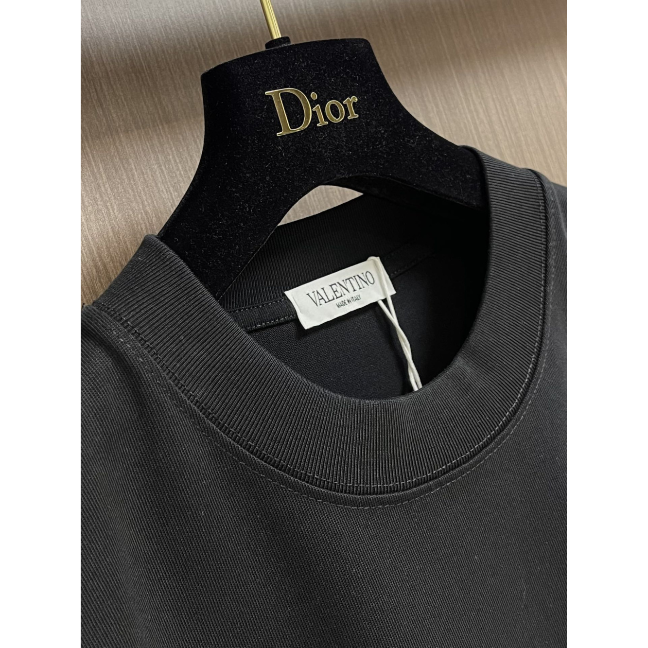 Camisa Valentino de algodão com VLogo Preta