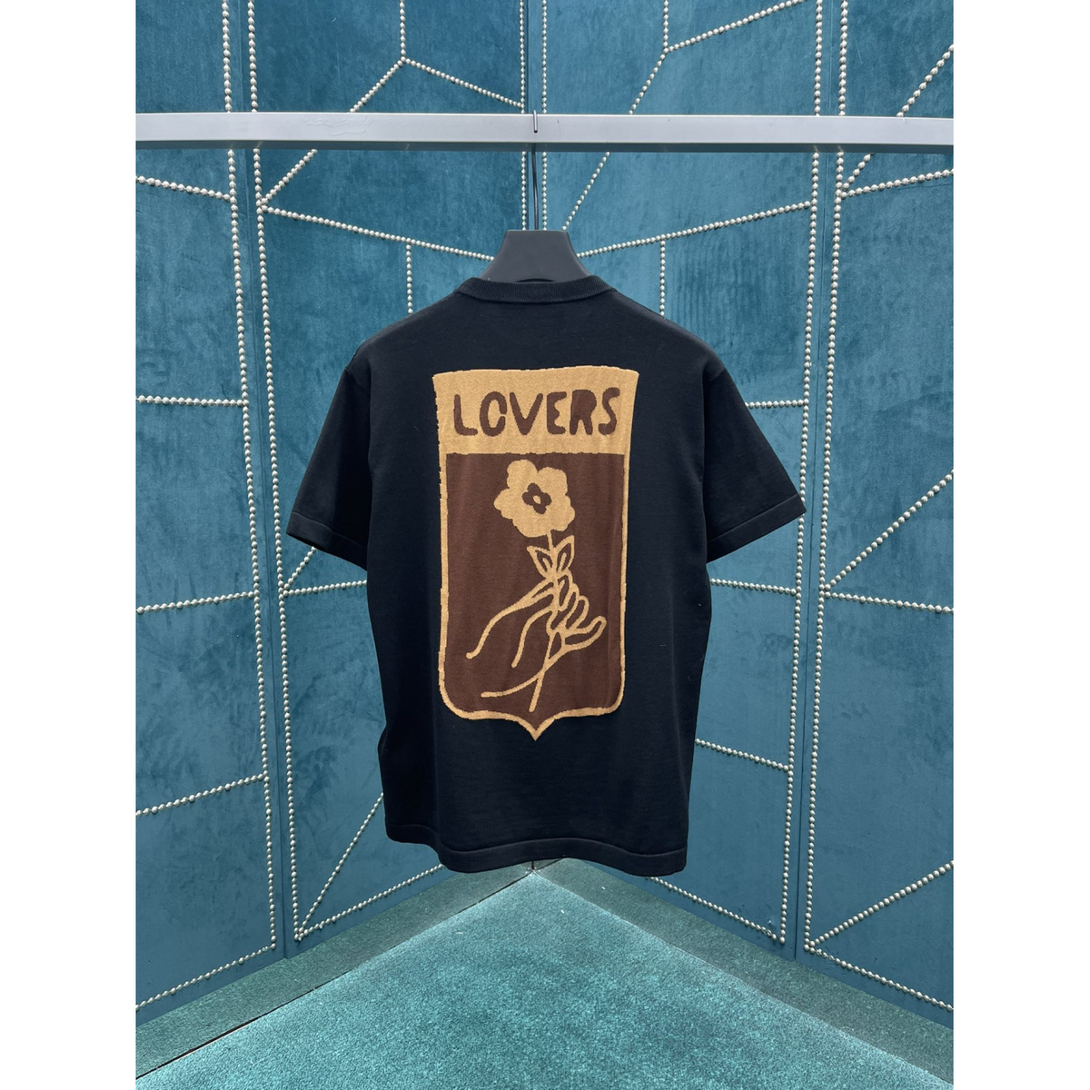 Camiseta de Algodão Louis Vuitton Clássico Baú Louis Vuitton
