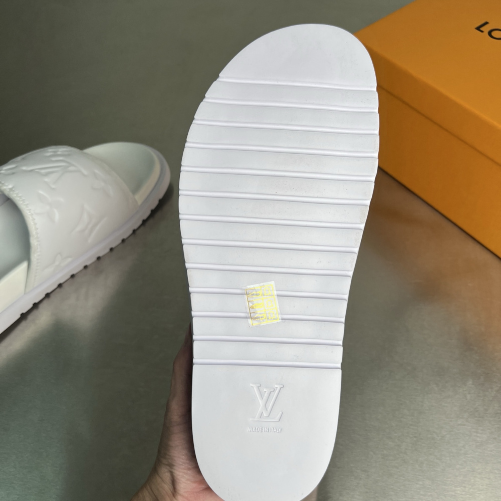 Chinelo Slide Louis Vuitton LV Mule Miami Monogram Maxi em relevo Branco Sandália
