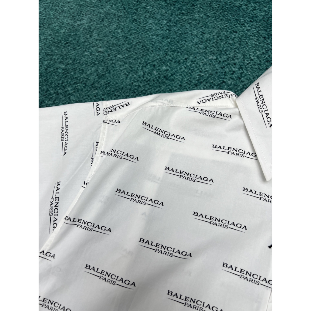 Camiseta de Manga Curta com estampa do logotipo Camisa Balenciaga Branca