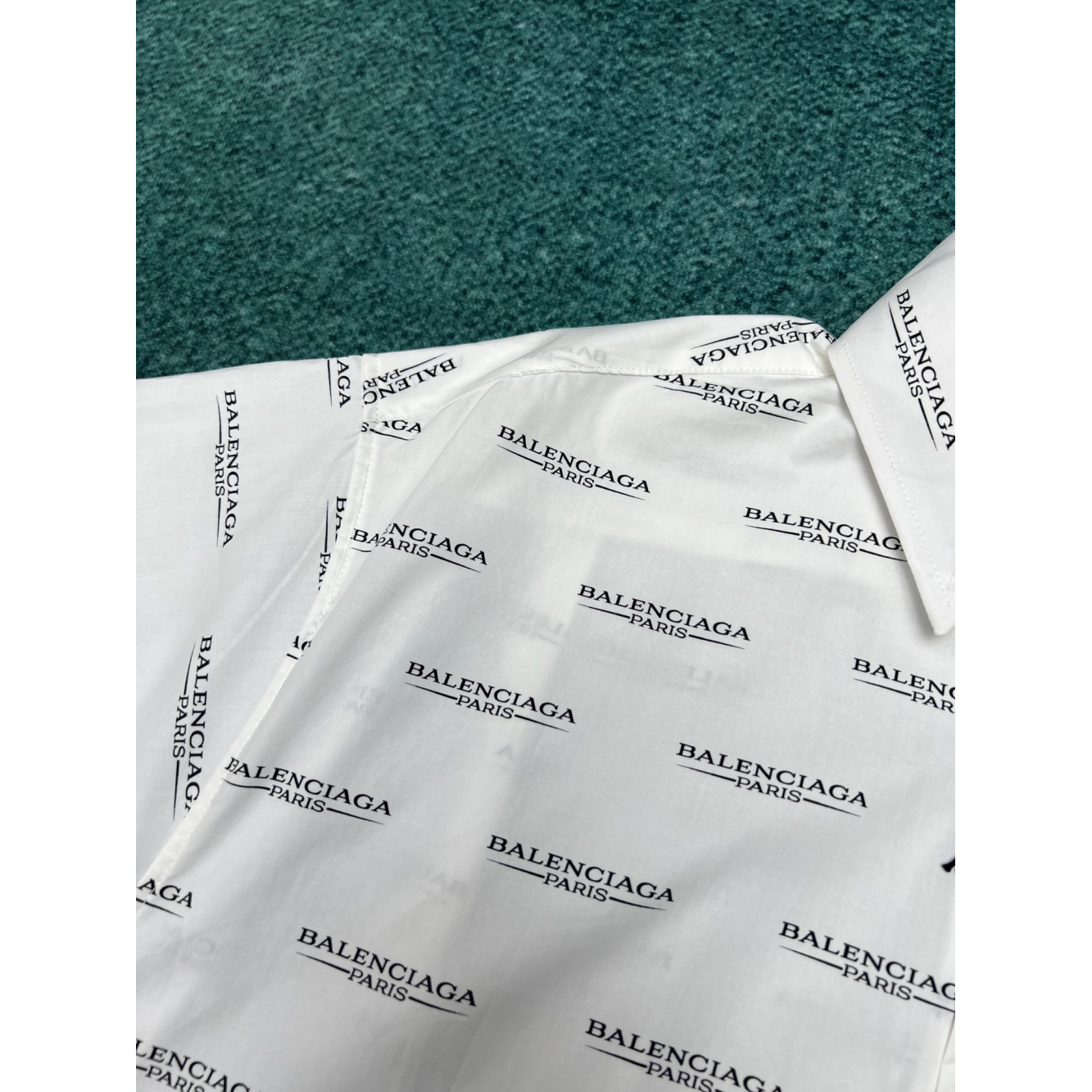 Camiseta de Manga Curta com estampa do logotipo Camisa Balenciaga Branca