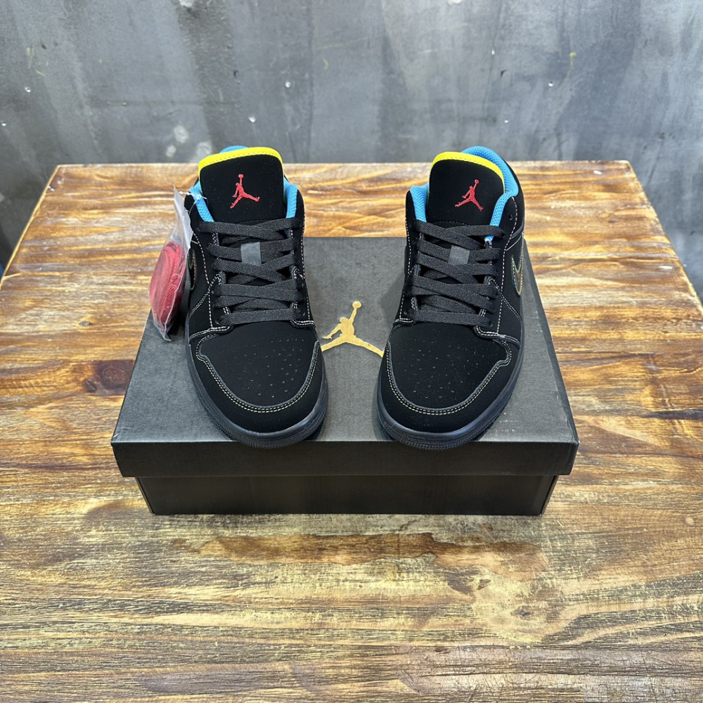 Nike Air Jordan 1 Phat Low Bred