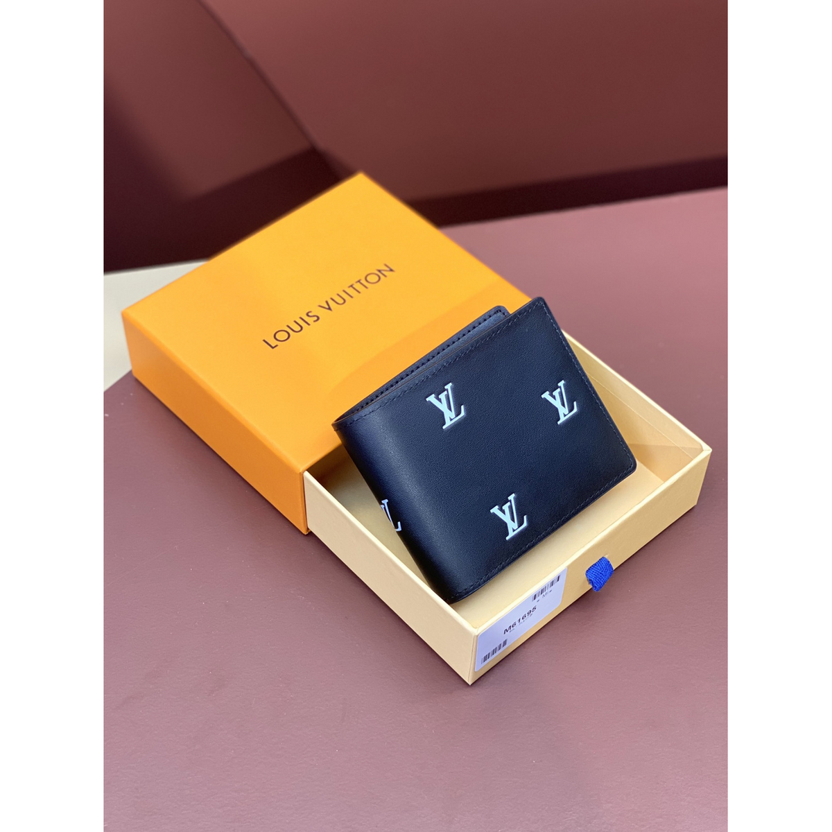 Carteira Louis Vuitton Logo LV 12x9CM