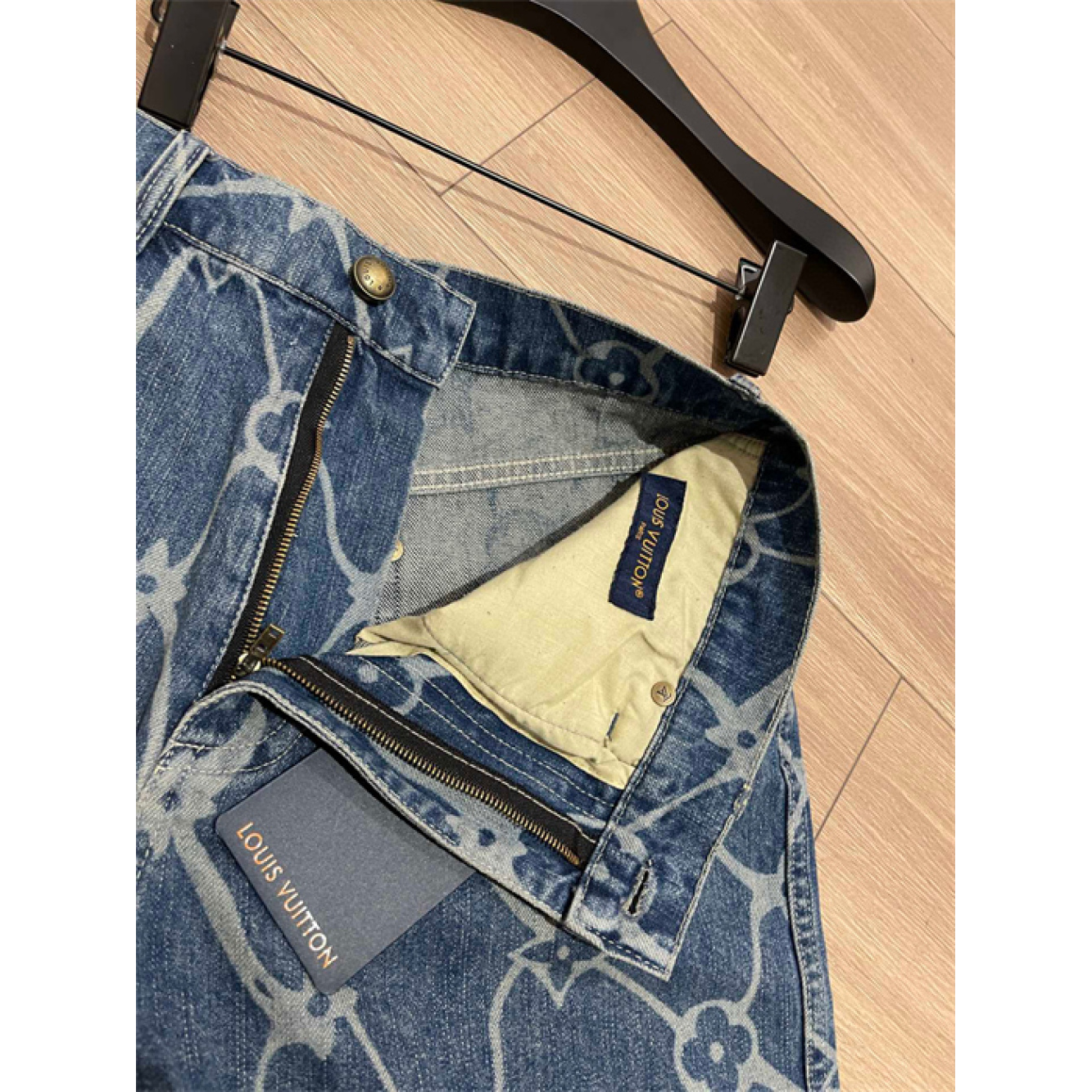 Conjunto Louis Vuitton LV Jaqueta e Bermuda Jeans Monogram Fishnet Azul índigo