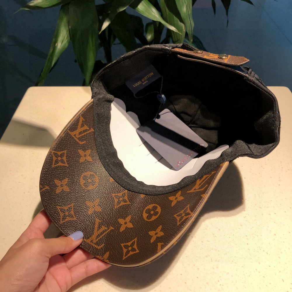 Boné Louis Vuitton Monogram Preto