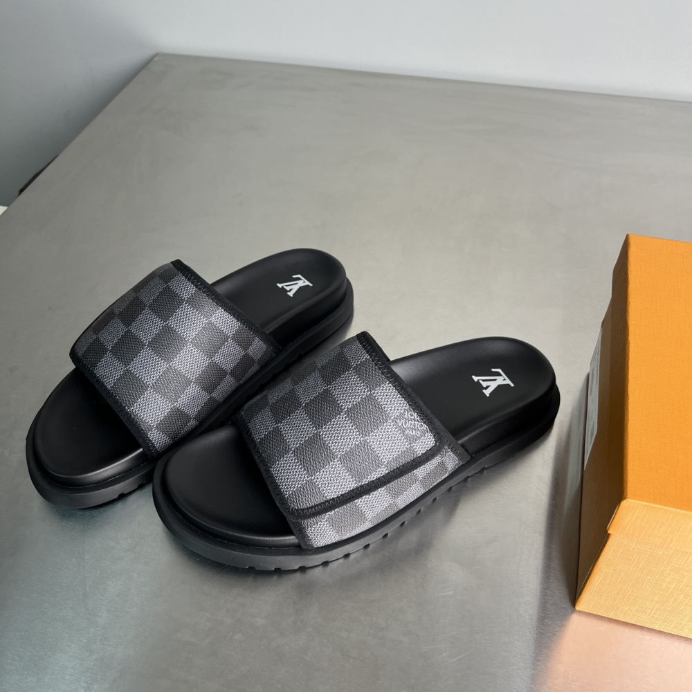 Chinelo Slide Louis Vuitton LV Miami Mule Jacquard Damier Cinza Sandália