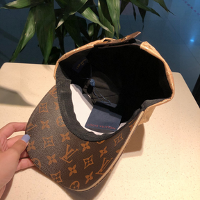 Boné Louis Vuitton Monogram Bege
