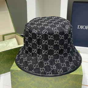 Bucket Gucci GG Canvas Preto