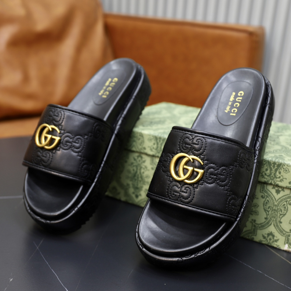 Gucci Slide Alta Preta