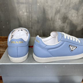 Prada Tênis de Couro com Logo Azul