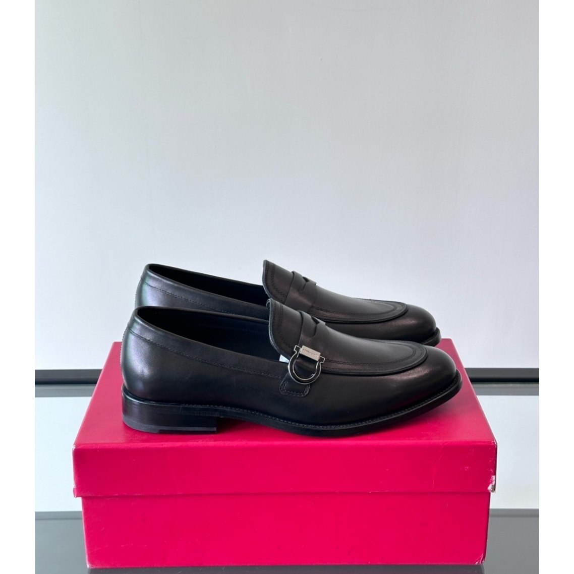 Sapato Mocassim Salvatore Ferragamo Social Preto Couro com Fivela Gancini