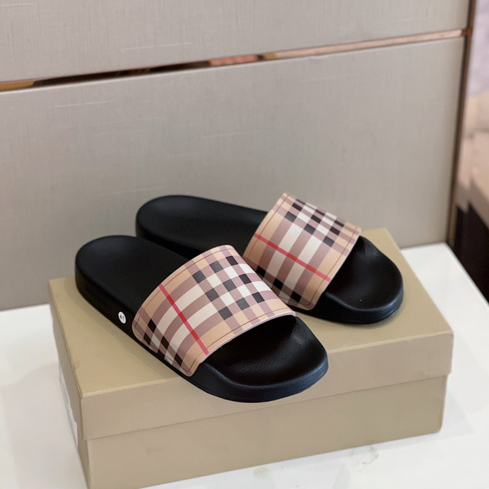 Burberry Slide