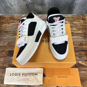 Louis Vuitton Trainer Cream Black