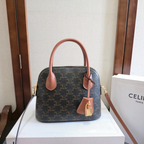 Bolsa Celine Honorine Teen em Triomphe Canvas 22×17.5×9.5cm