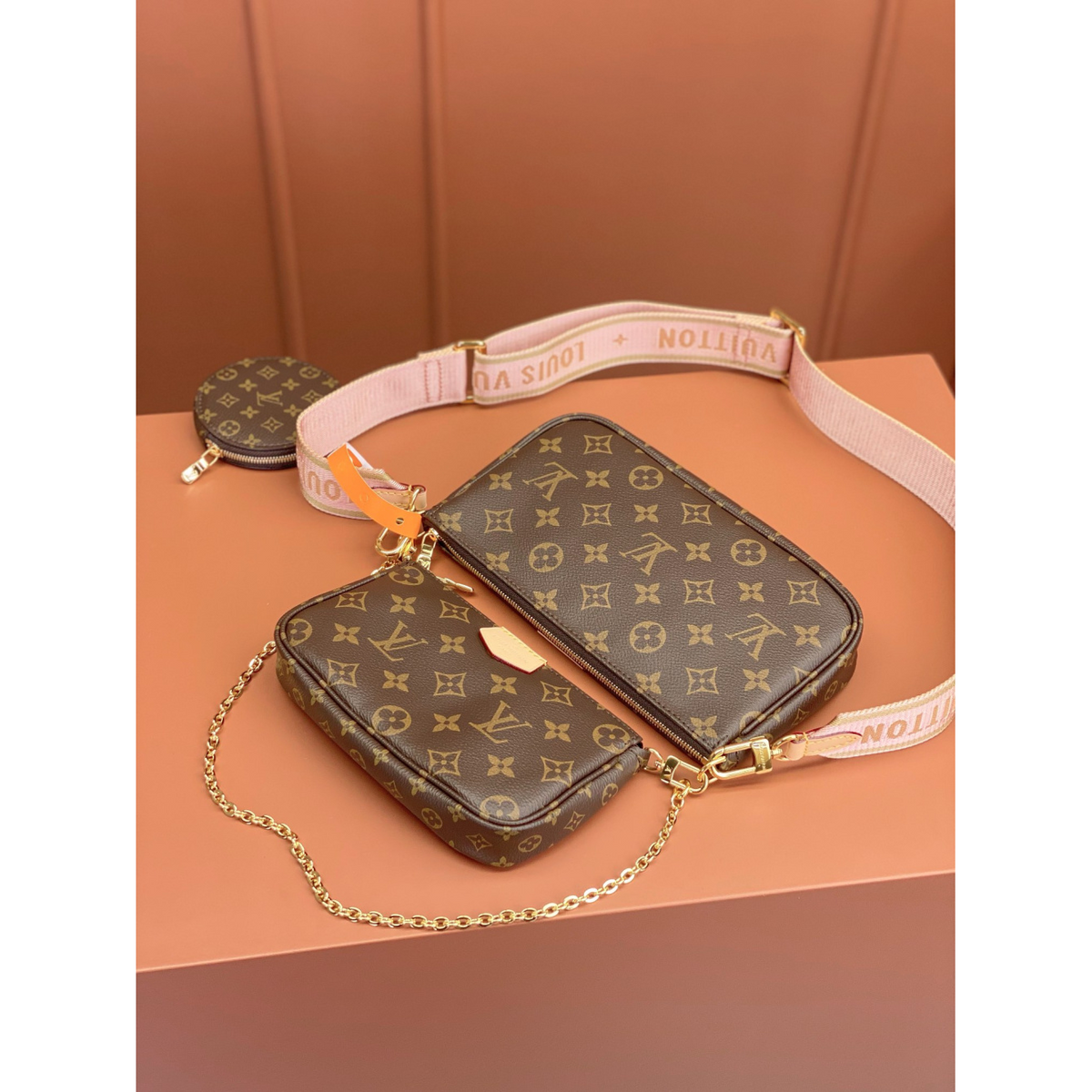 Bolsa Louis Vuitton LV Multipochette 24x13.5x4cm (duas cores)