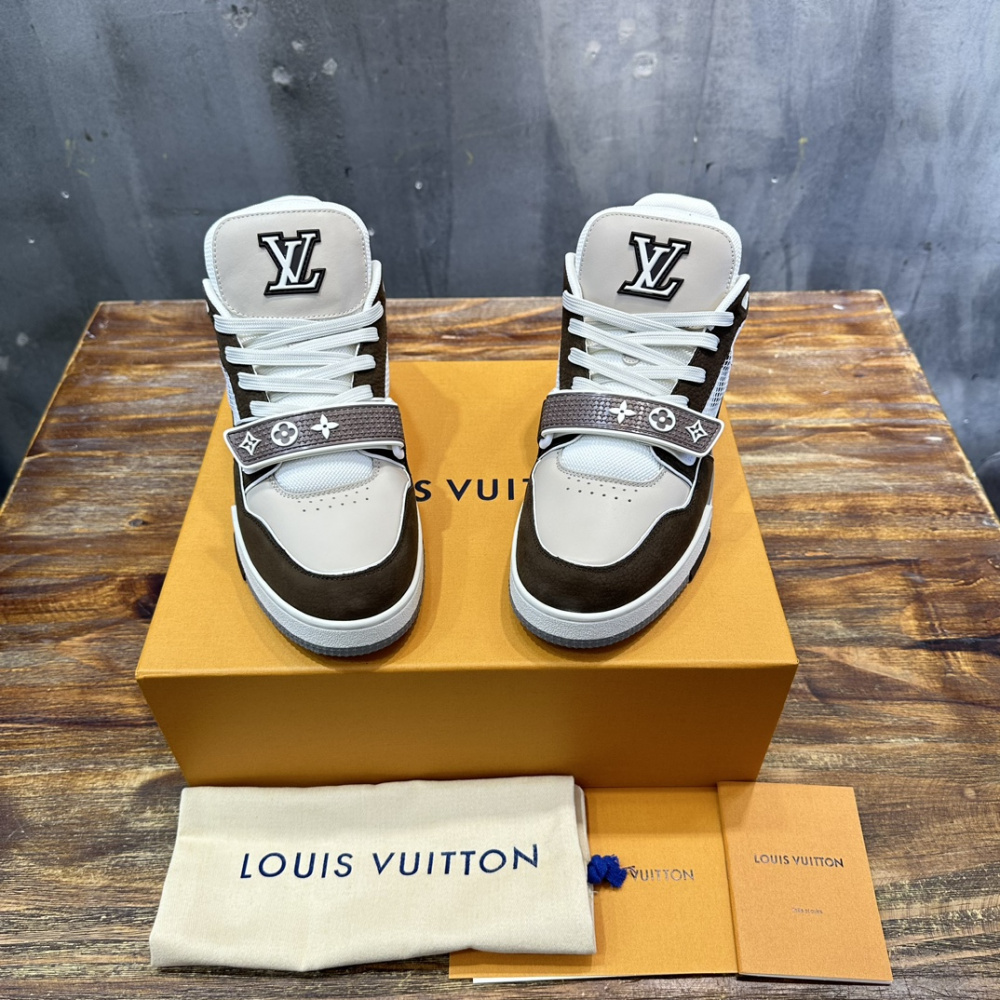 Tênis Louis Vuitton LV Trainer Monogram Marrom