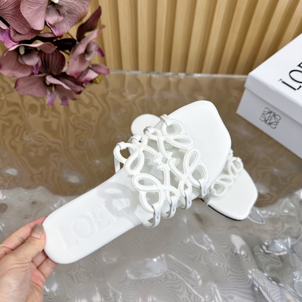 Sandália Loewe Slide Petal Anagram Branco