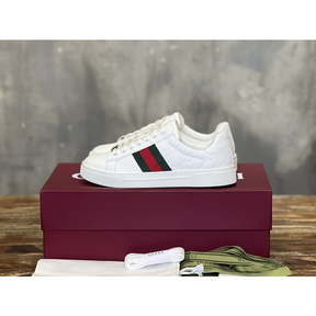 Gucci Sneaker Ace With Web Branco em relevo