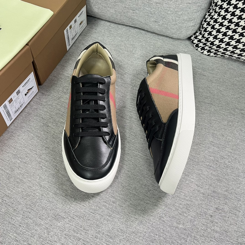 Burberry Tênis