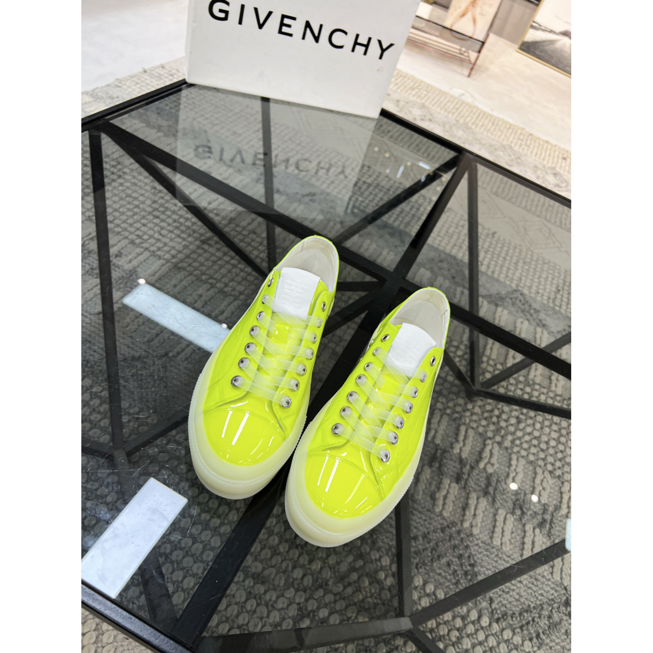 Tênis Givenchy Verde