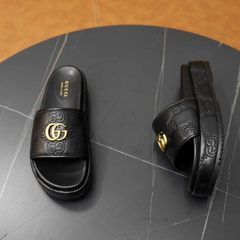 Gucci Slide Alta Preta