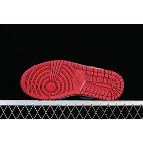 AIR JORDAN 1 LOW SE BRED