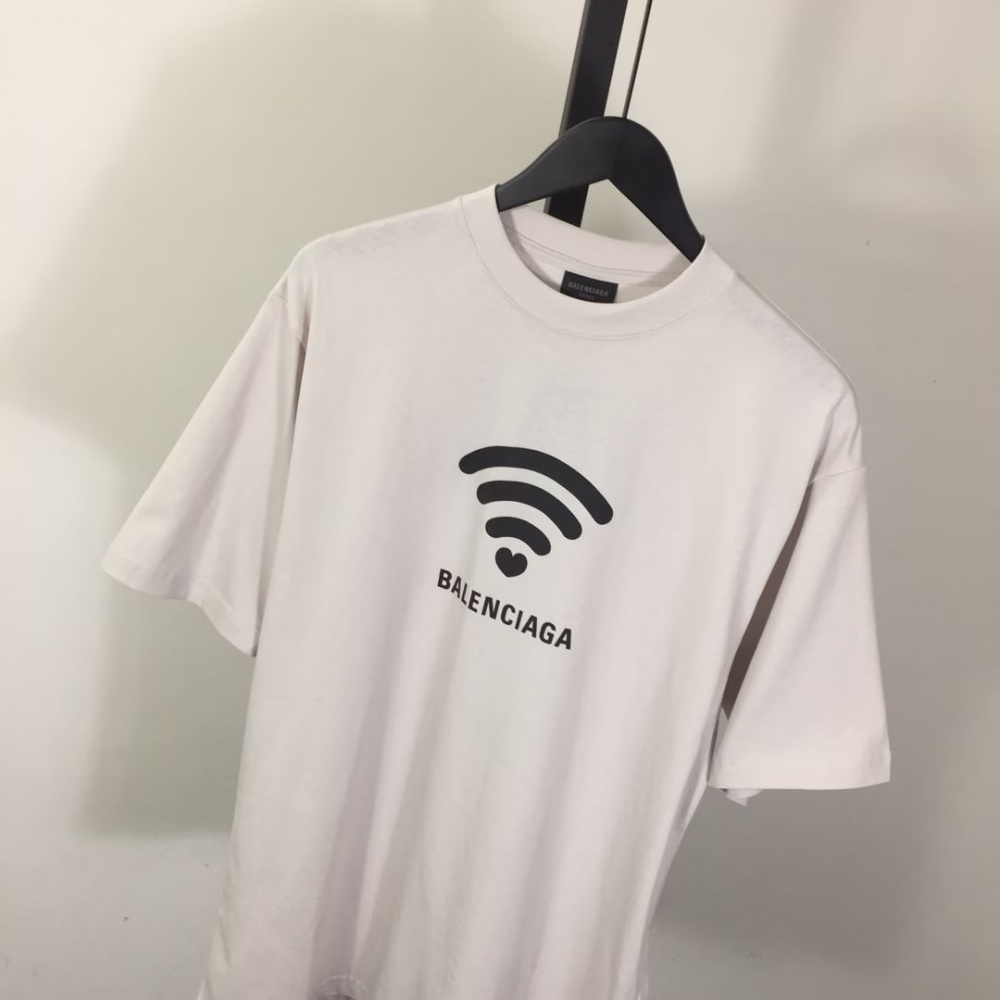 Camiseta de Algodão Balenciaga Lo_ve Fit Branca