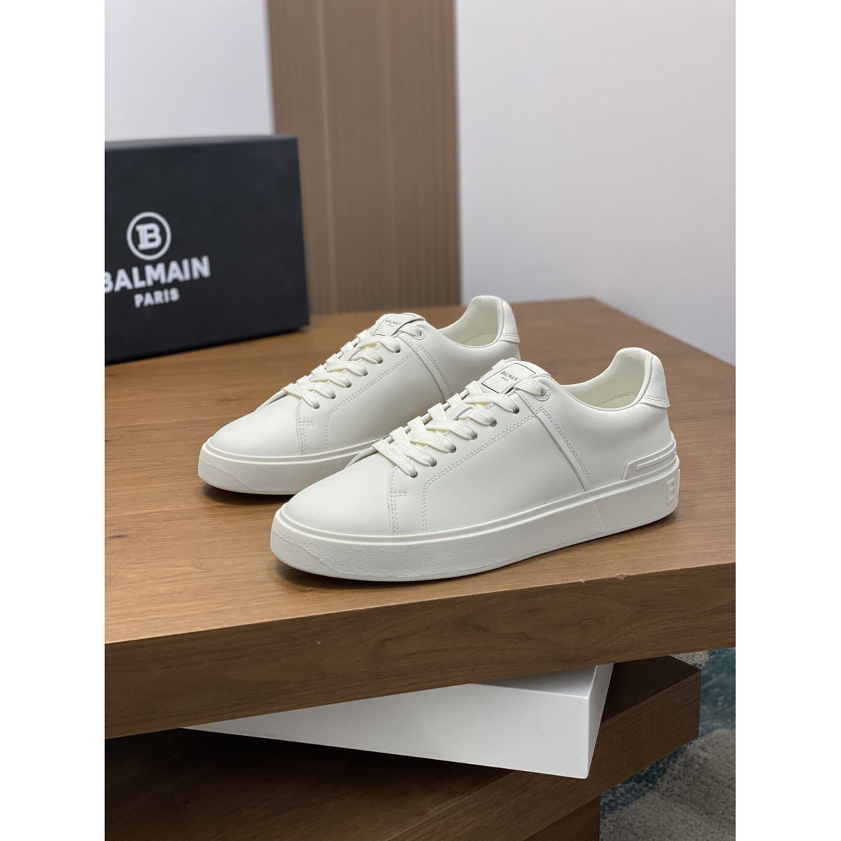 Balmain Cano Baixo Branco