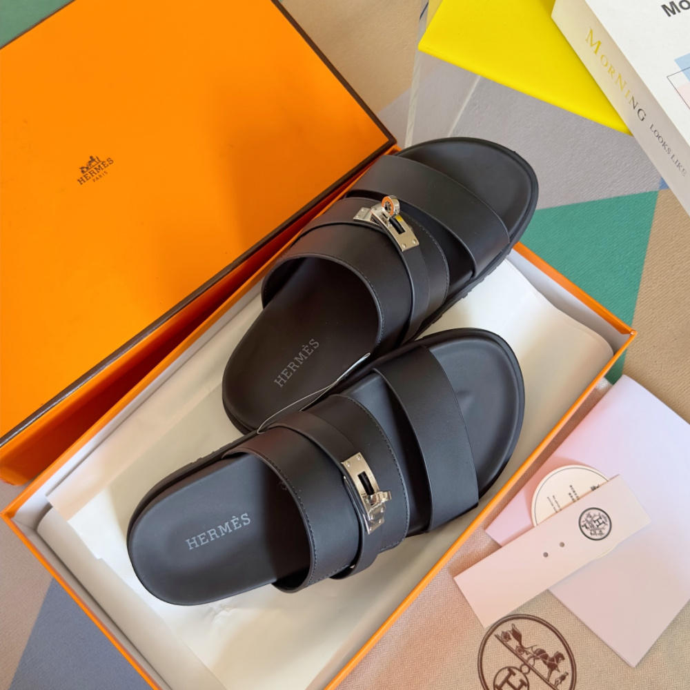 Sandália Hermès Jackson Couro Preta