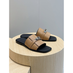 Sandália Hermès Gabriel em Couro Bege