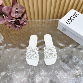 Sandália Loewe Slide Petal Anagram Branco
