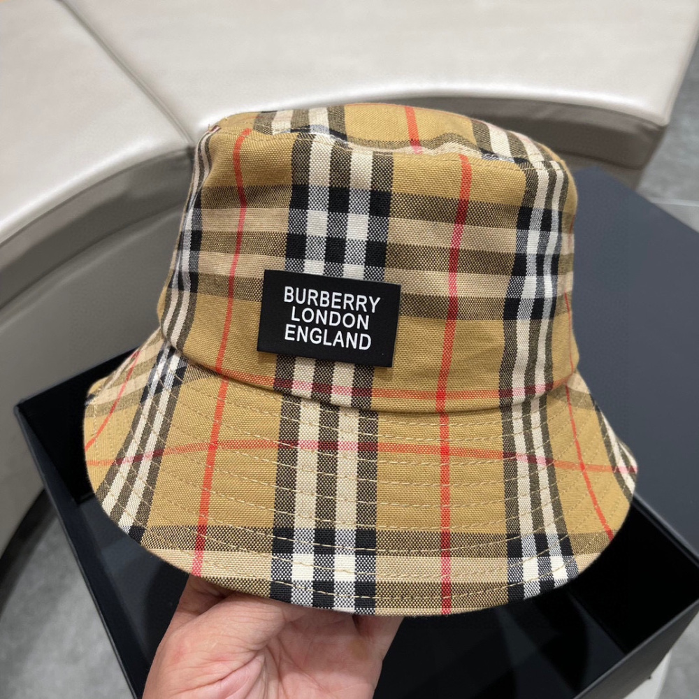 Bucket Burberry London England Xadrez Tradicional