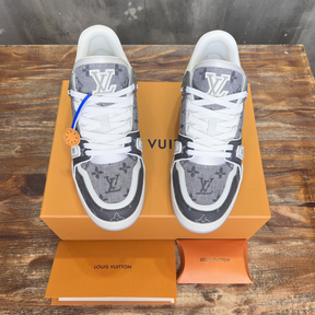 Tênis Louis Vuitton LV Trainer Tecido Preto/Cinza