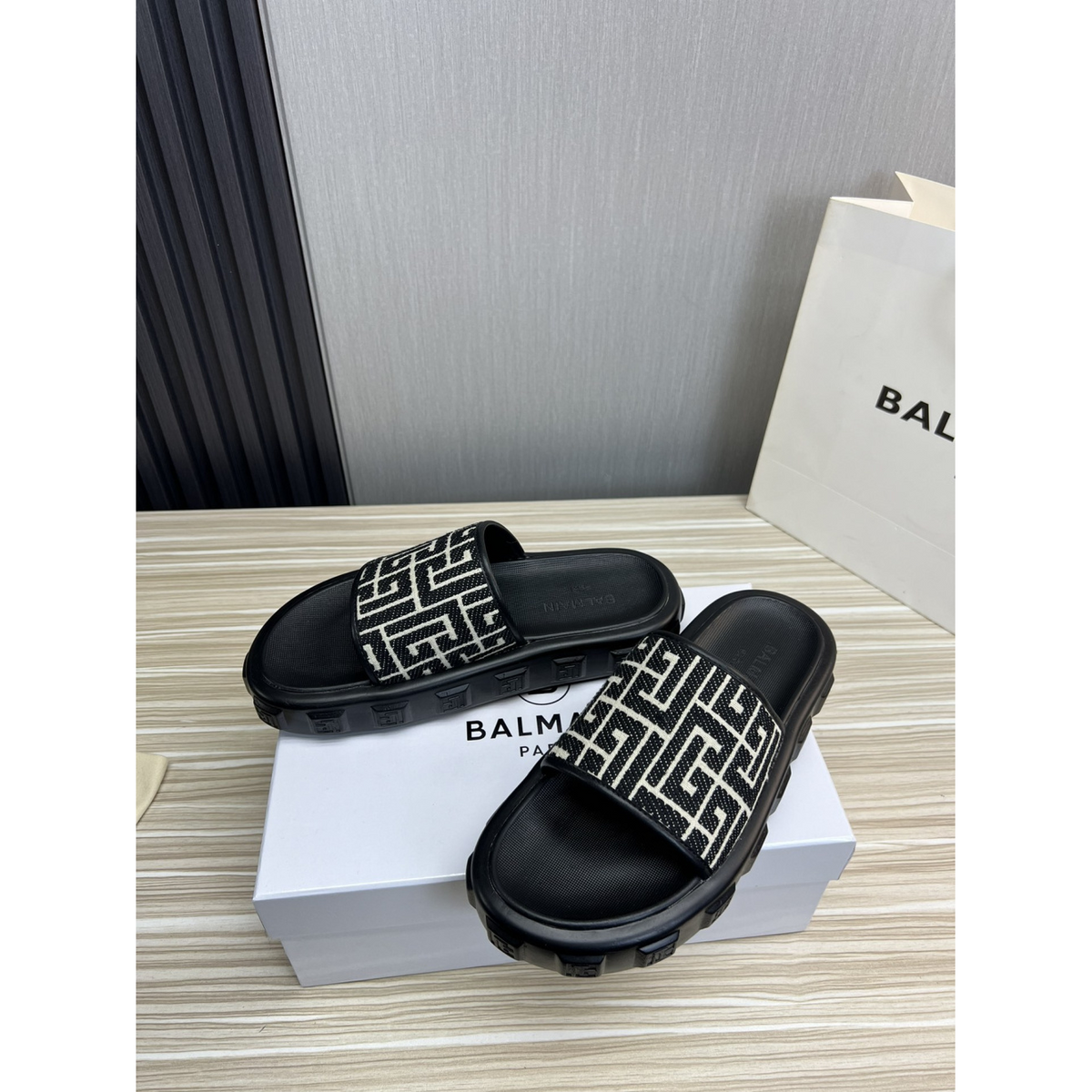 Slide Balmain Chinelo Monogramada