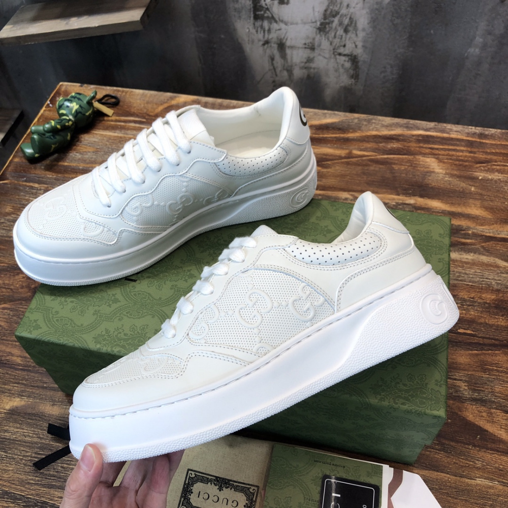Gucci Sneaker GG Supreme Couro Branco