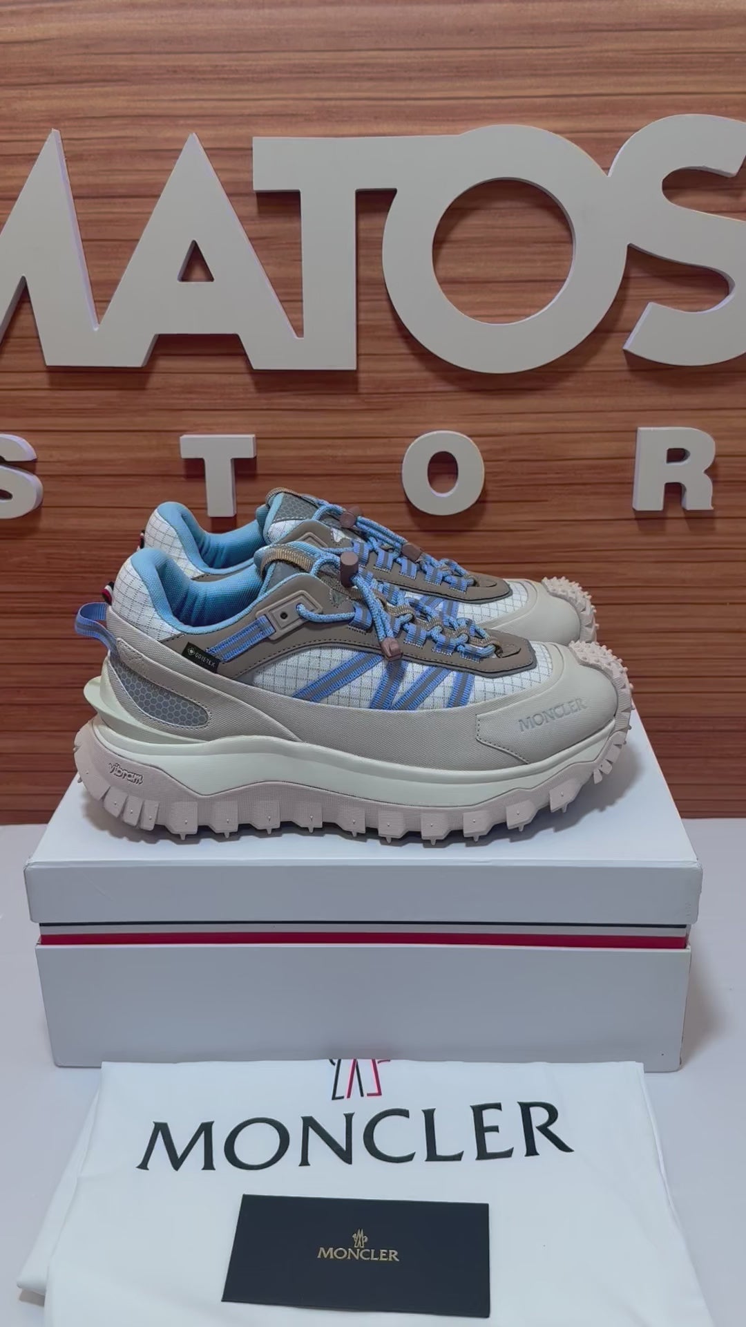 Tênis Moncler Trailgrip GTX Branco/Azul